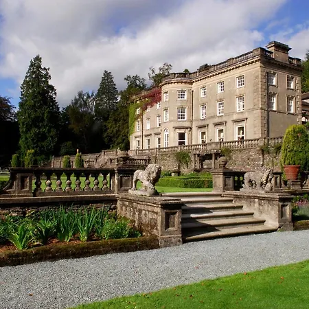 Hotel Hall Christian Retreat Centre